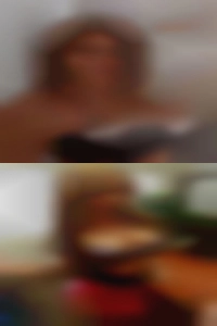 JacquieGrewe, women looking
